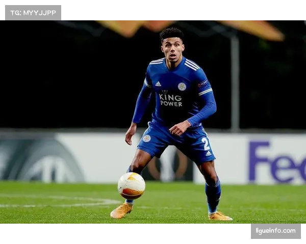 芝加哥天空签下后卫-前锋迪乔娜-卡林顿，开启后里斯时代重建